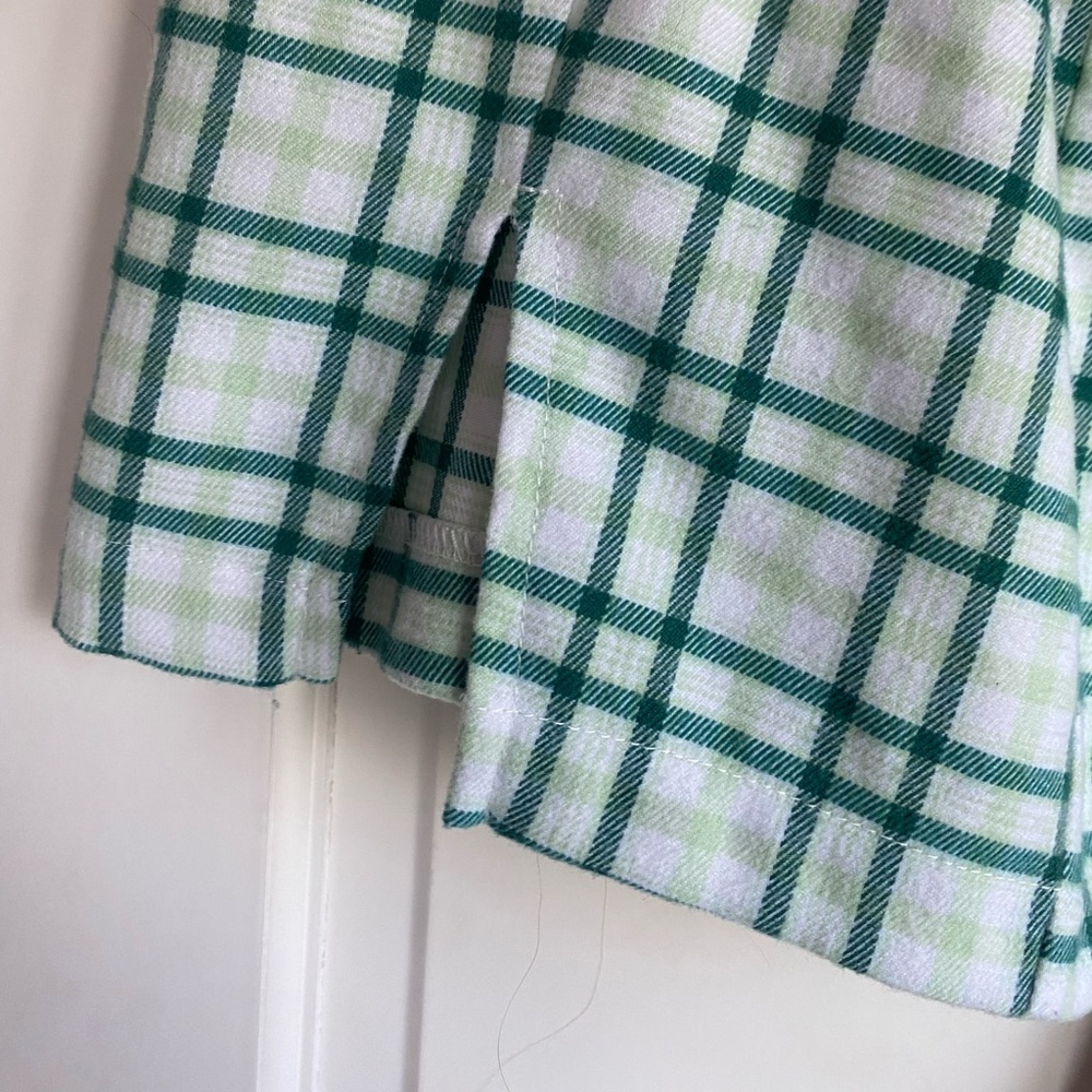 New plad mini skirt size medium